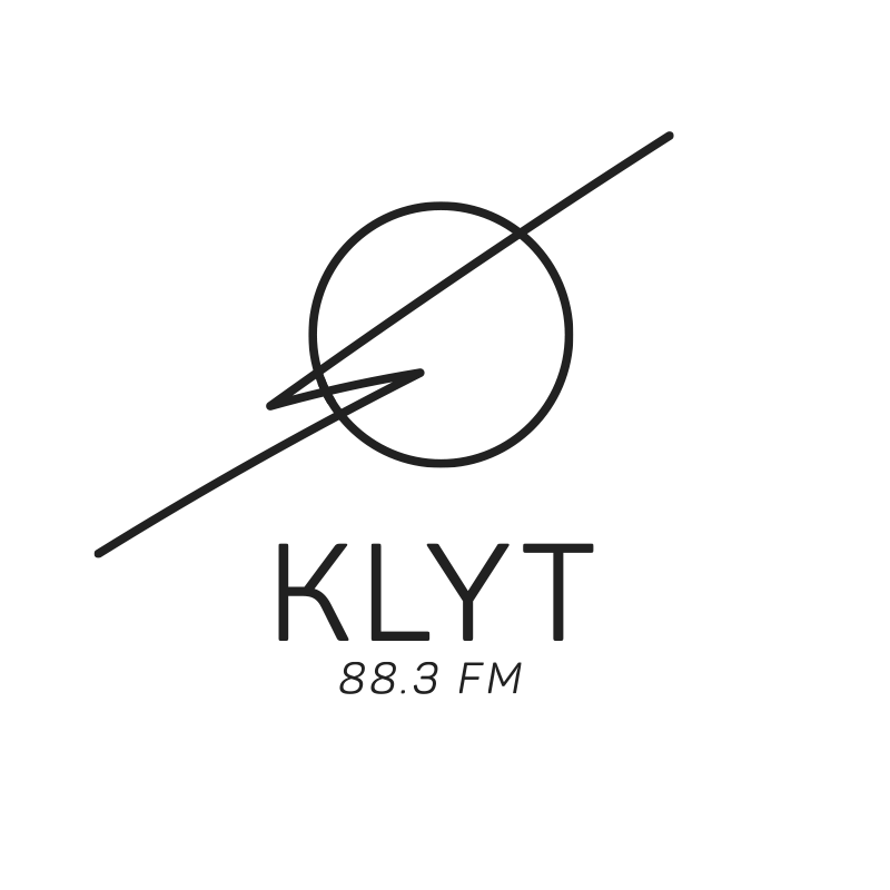 KLYT FM